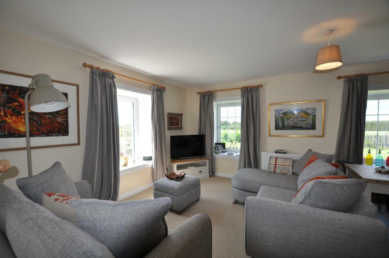 No 1 Ramageton At Carnell Estates